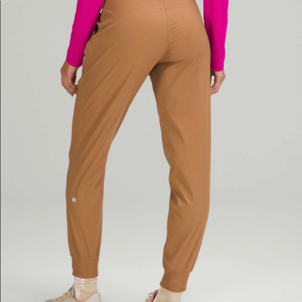 Lululemon Dance Studio Mid-Rise Jogger Sz4